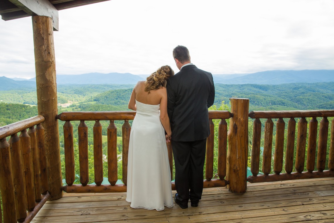 Sevierville and Knoxville wedding photographer