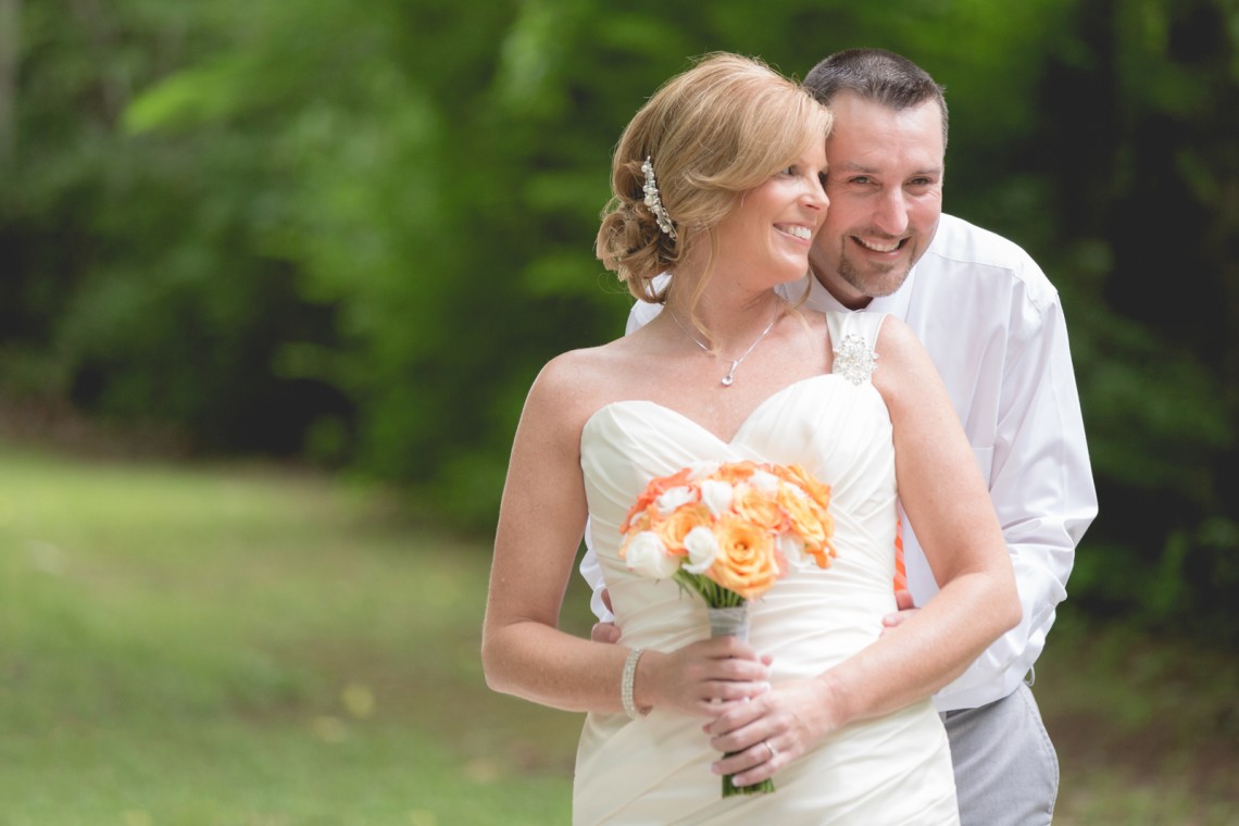 Tennessee Riverboat Wedding in Knoxville by Knoxville wedding photographer 2 Hodges Photography
