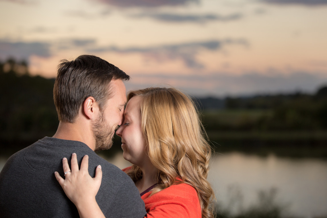 Engagement photos in Knoxville TN by Knoxville wedding photographers 2 Hodges Photography