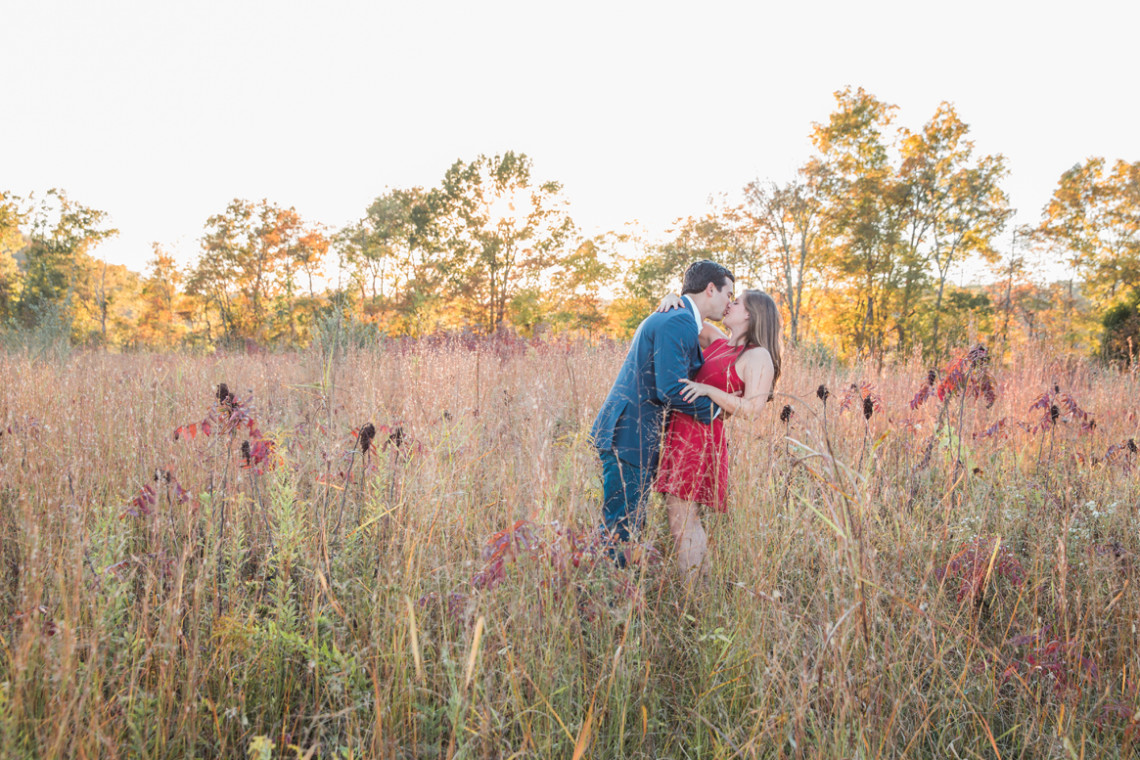 Sunset lake engagement phtoos in Knoxville-TN by Knoxville wedding photographer 2 Hodges Photography