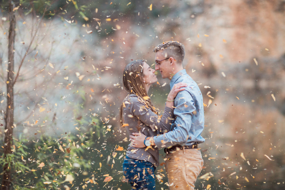 Fall engagement photos at Ijams in Knoxville, TN by Knoxville wedding photographers 2 Hodges Photography