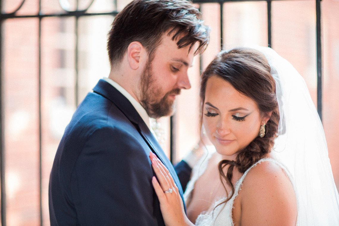 Spring wedding at The Standard Knoxville by Knoxville wedding photographers 2 Hodges Photography