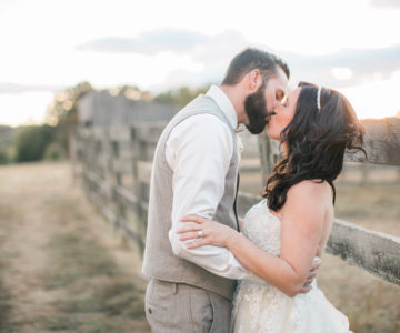 Valerie and Jason - Hunter Valley Farm Knoxville Wedding